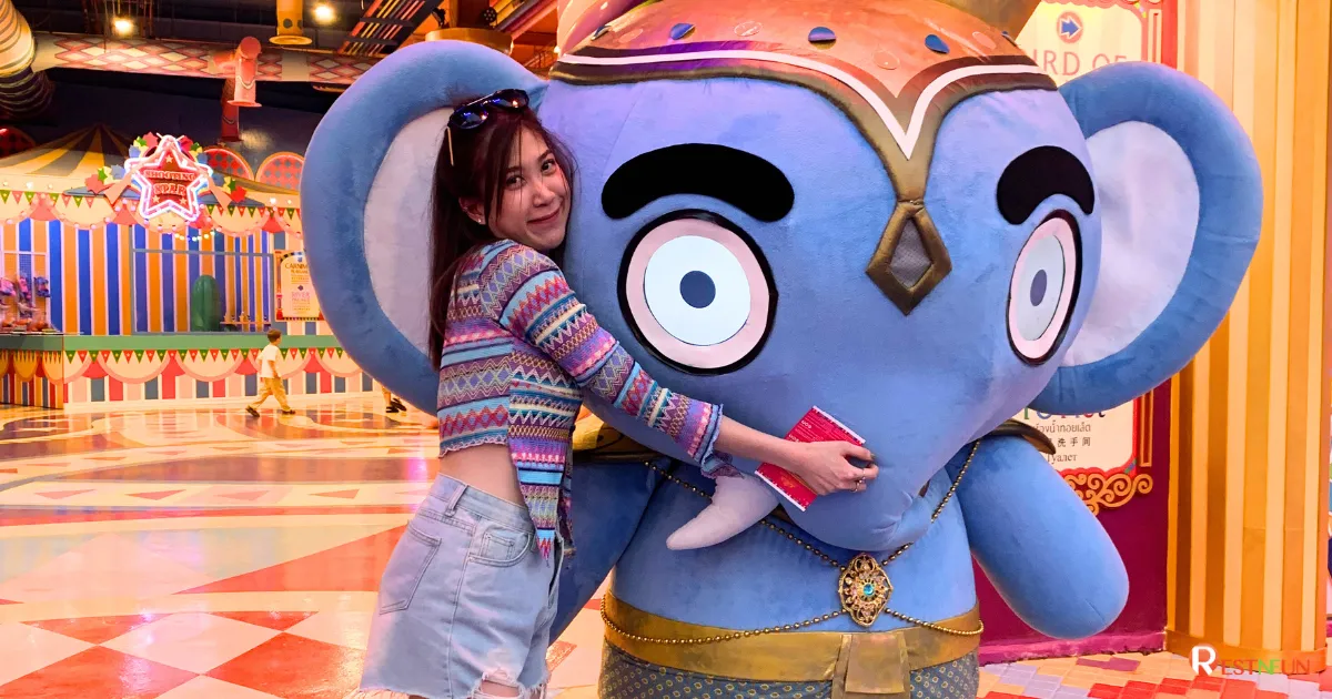 Take photos with mascots at Carnival Magic Phuket